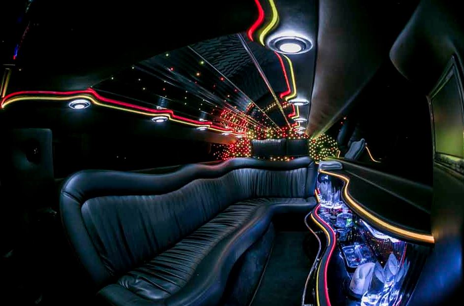 White Limo Portland Oregon - JMI Limousine Rental Company White Limo Portland Oregon - JMI Limousine Rental Company