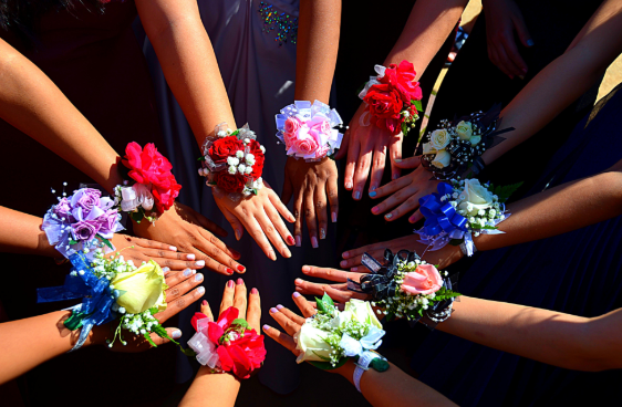 Best-Prom Limousine-Rental-Company-JMI-Limousines