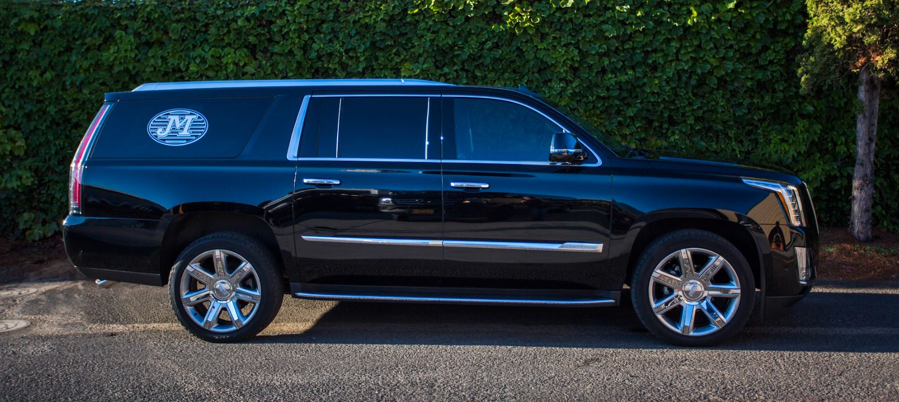 Black Car SUV Service in Portland Near Me - JMI Limo