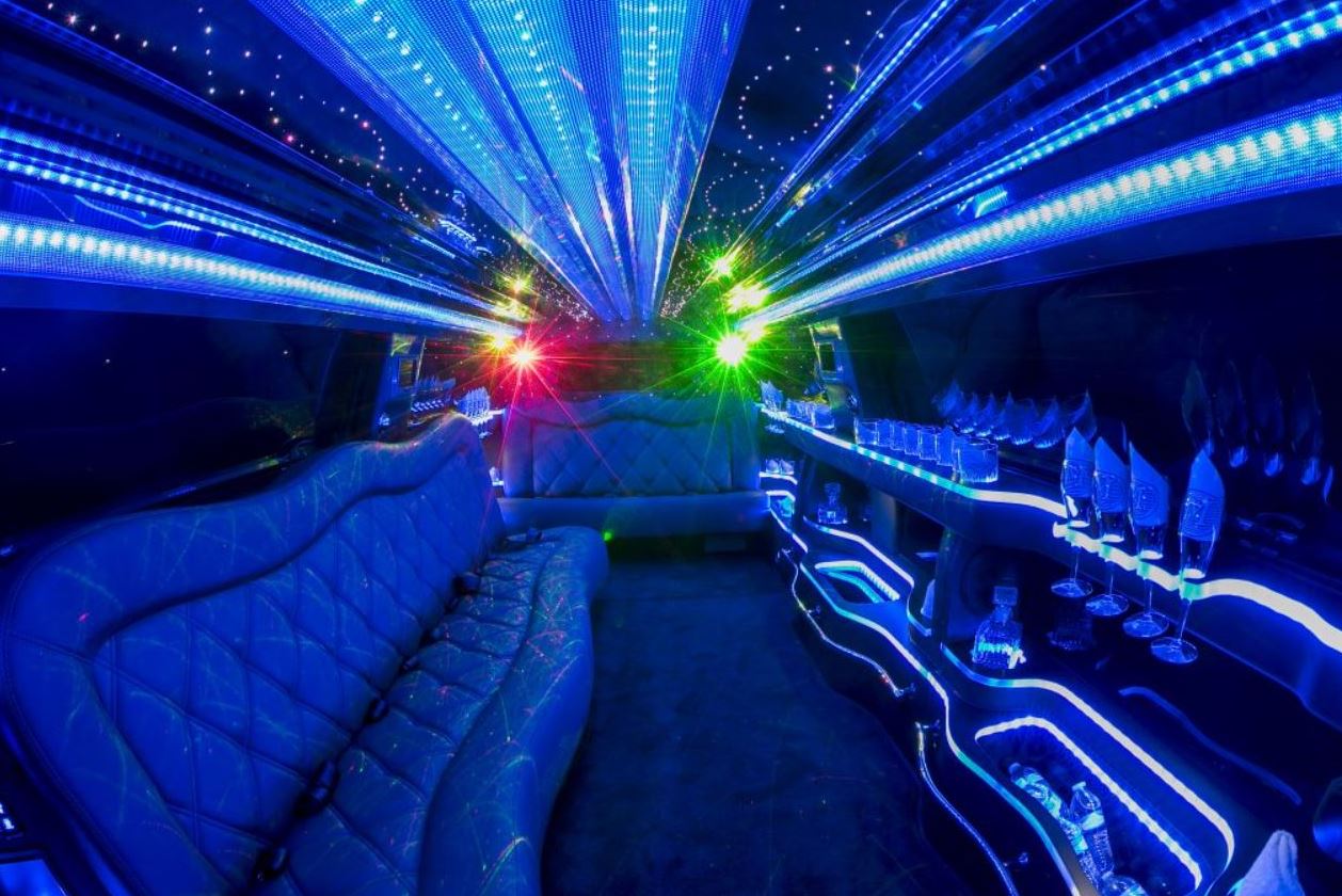 Party Limo Wine Tour in Oregon - JMI Limousine